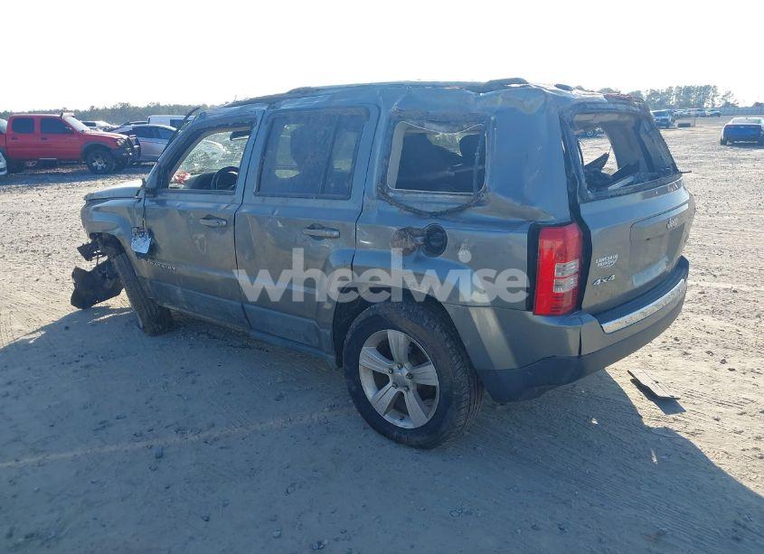Photo 3 of 2011 Jeep Patriot LATITUDE X (VIN 1J4NF4GB7BD278886)