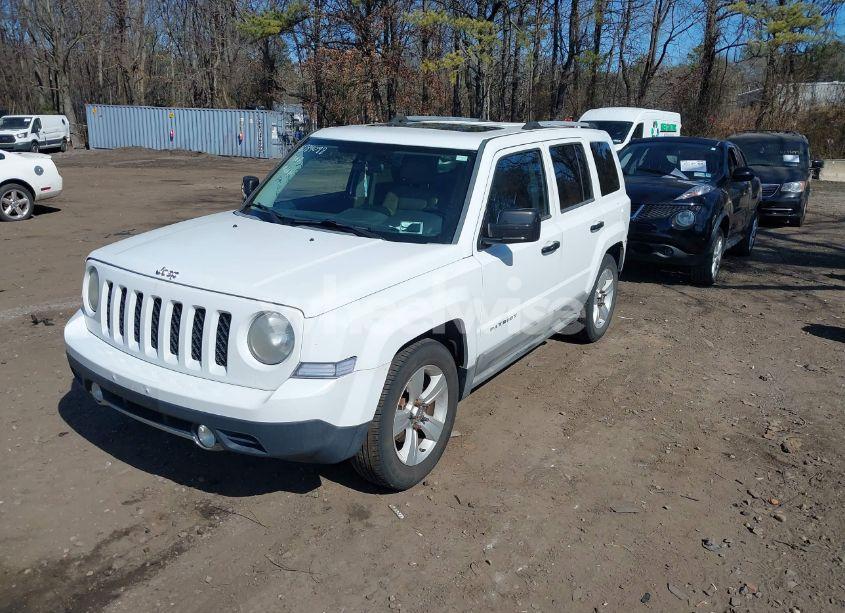 Photo 2 of 2011 Jeep Patriot LATITUDE X (VIN 1J4NF4GB8BD129225)