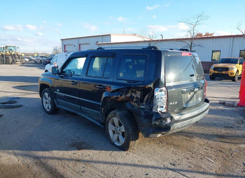 Photo 3 of 2011 Jeep Patriot LATITUDE X (VIN 1J4NF4GB8BD167005)