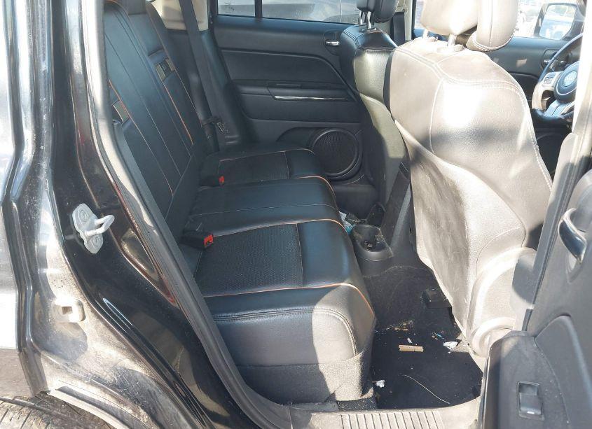 Photo 8 of 2011 Jeep Patriot LATITUDE X (VIN 1J4NF4GB8BD167005)