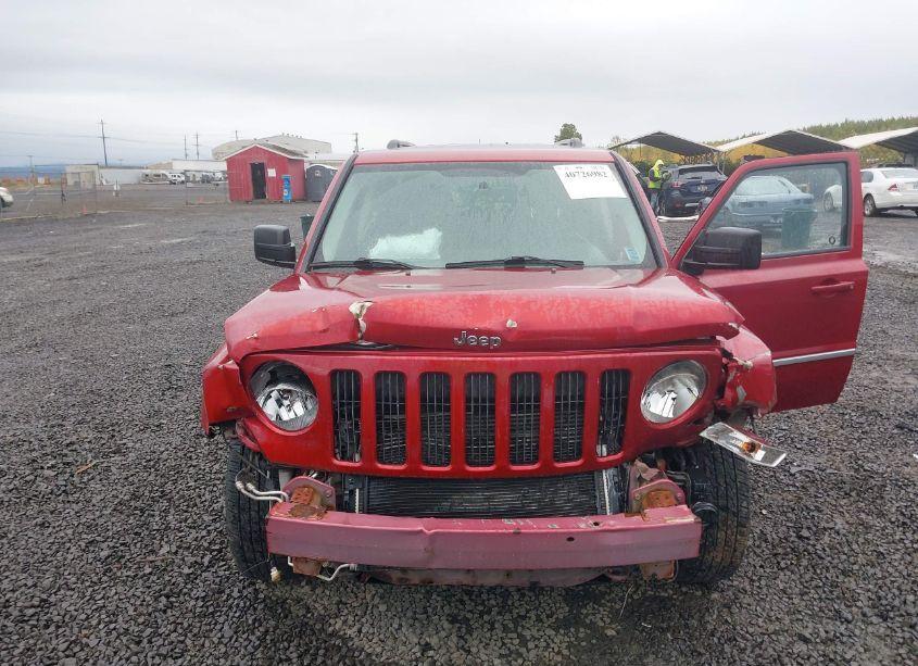 Photo 6 of 2010 Jeep Patriot LIMITED (VIN 1J4NF4GB9AD511813)