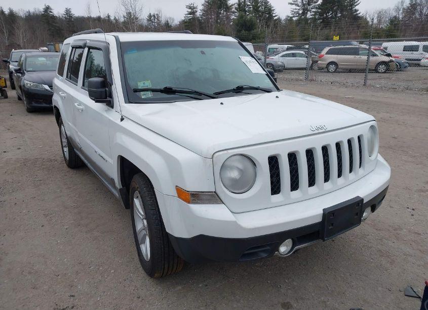 2011 Jeep Patriot LATITUDE X (VIN 1J4NF4GB9BD109243) main photo
