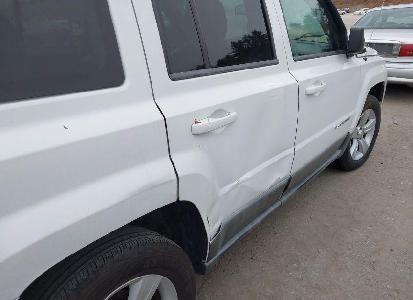 Photo 6 of 2011 Jeep Patriot LATITUDE X (VIN 1J4NF4GB9BD109243)