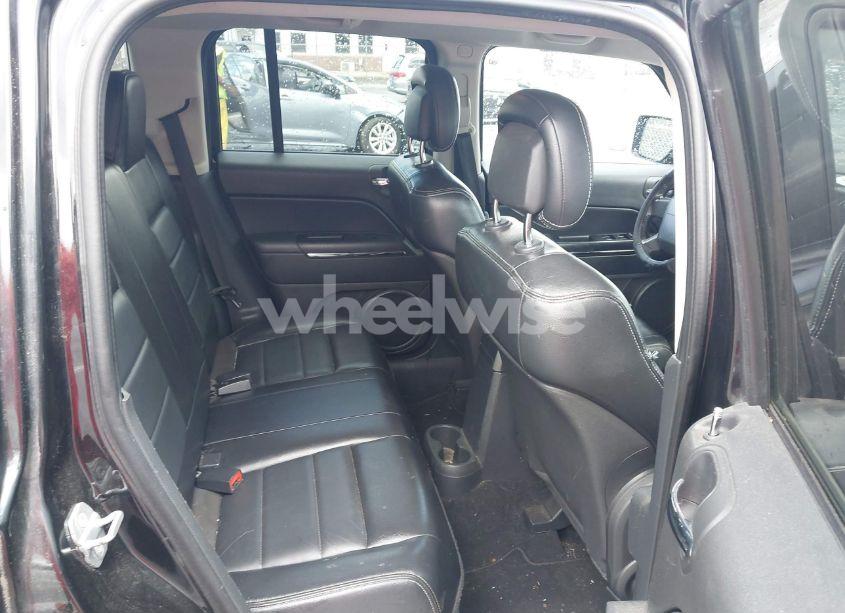 Photo 8 of 2010 Jeep Patriot LIMITED (VIN 1J4NF4GBXAD502439)