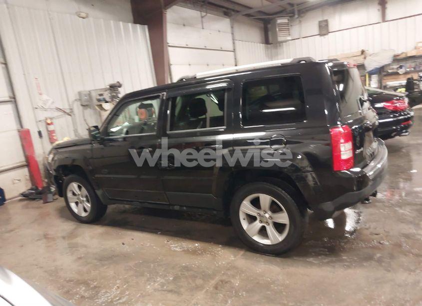 Photo 15 of 2011 Jeep Patriot LATITUDE X (VIN 1J4NF4GBXBD165272)