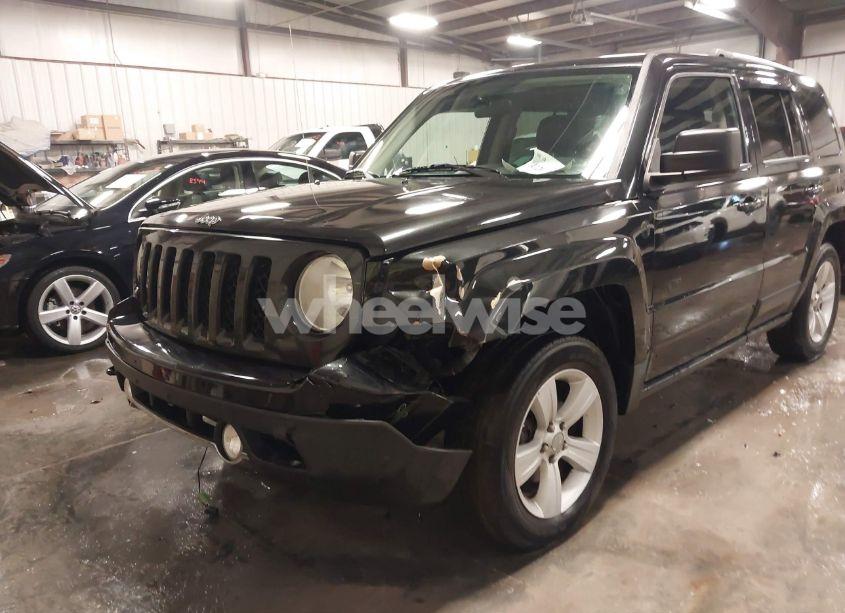 Photo 6 of 2011 Jeep Patriot LATITUDE X (VIN 1J4NF4GBXBD165272)