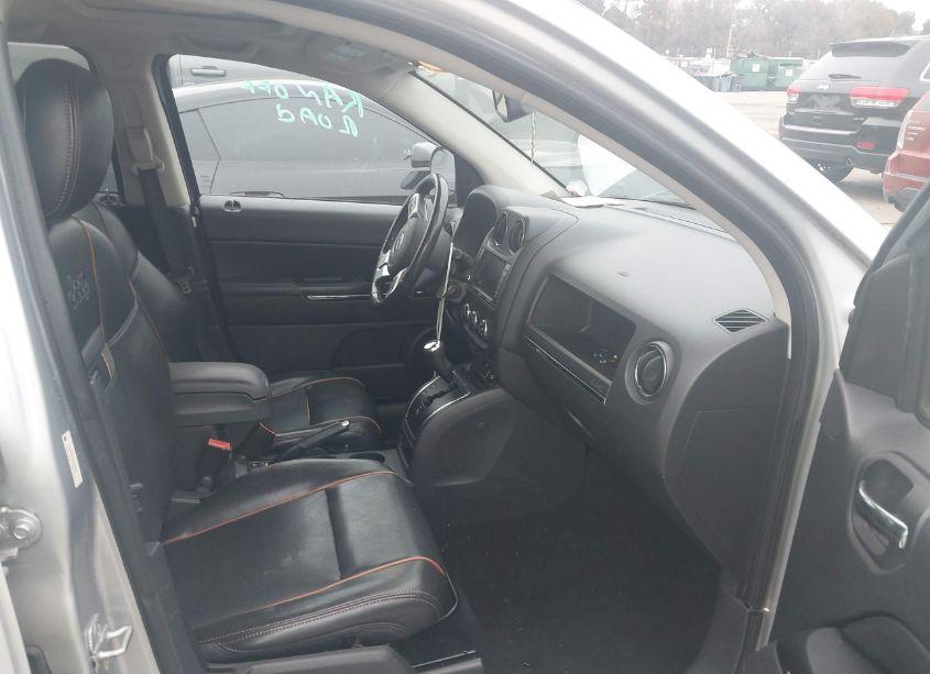 Photo 5 of 2011 Jeep Compass LIMITED (VIN 1J4NF5FB1BD201423)