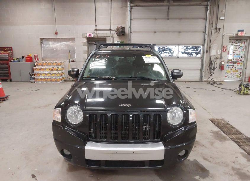Photo 13 of 2010 Jeep Compass LIMITED (VIN 1J4NF5FB7AD595430)