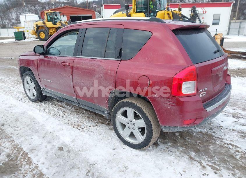 Photo 3 of 2011 Jeep Compass (VIN 1J4NF5FB7BD174261)