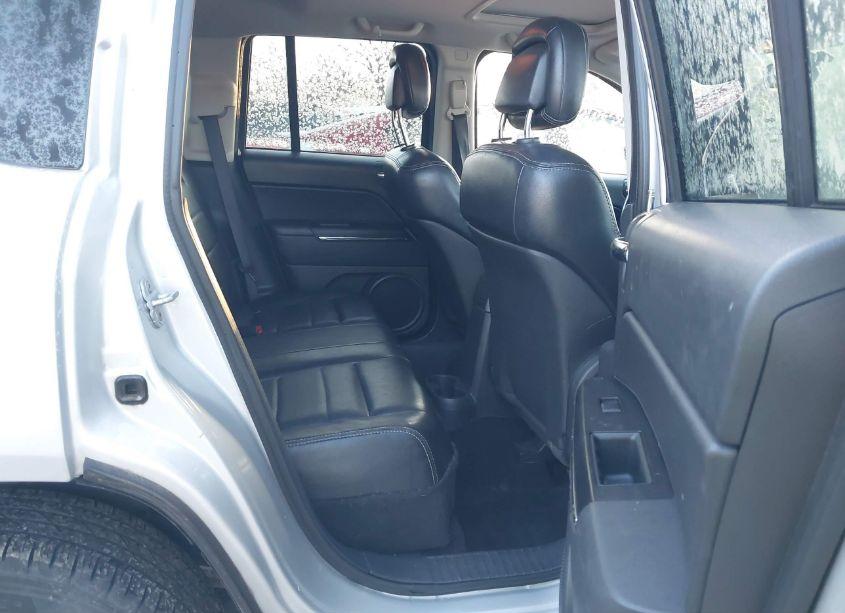 Photo 8 of 2011 Jeep Compass LIMITED (VIN 1J4NF5FB7BD177841)