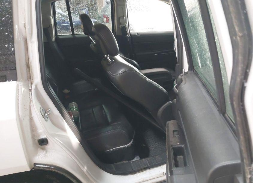 Photo 8 of 2011 Jeep Compass LIMITED (VIN 1J4NF5FB8BD154469)