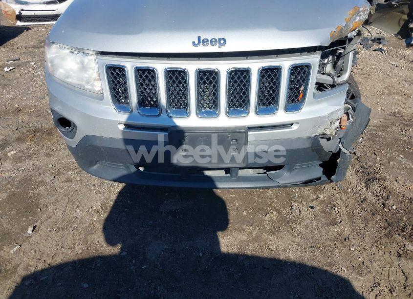 Photo 13 of 2011 Jeep Compass LIMITED (VIN 1J4NF5FBXBD282115)