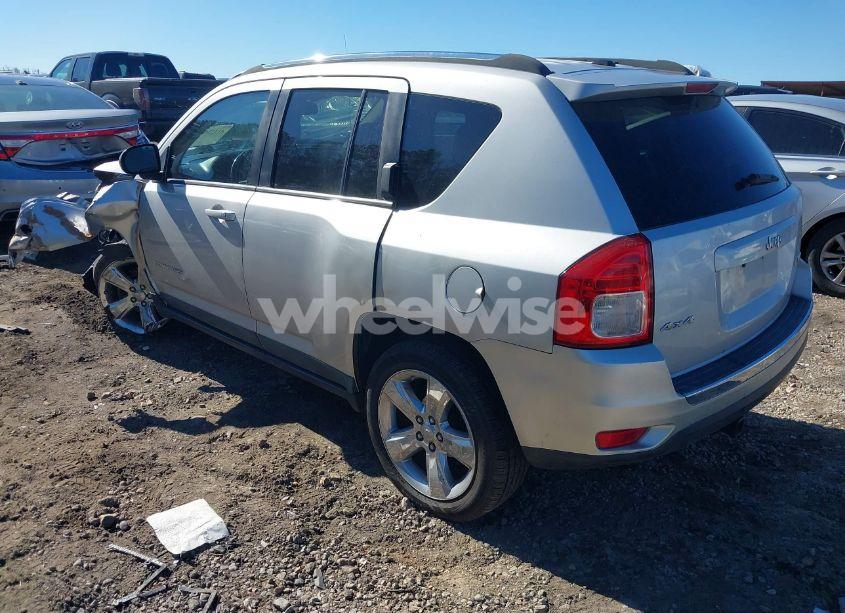 Photo 3 of 2011 Jeep Compass LIMITED (VIN 1J4NF5FBXBD282115)