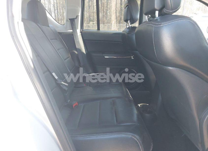 Photo 8 of 2011 Jeep Compass LIMITED (VIN 1J4NF5FBXBD282115)