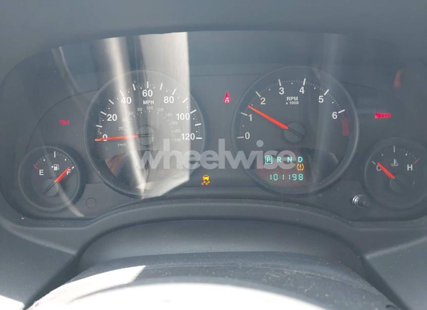 Photo 7 of 2011 Jeep Compass (VIN 1J4NT1FA2BD171048)