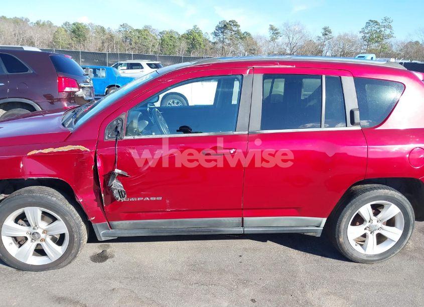 Photo 14 of 2011 Jeep Compass (VIN 1J4NT1FA2BD176721)