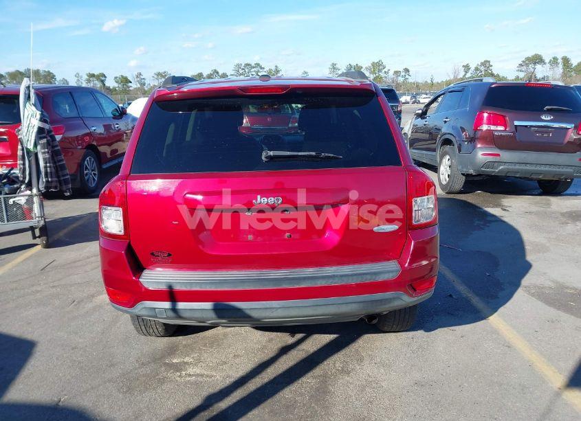 Photo 16 of 2011 Jeep Compass (VIN 1J4NT1FA2BD176721)