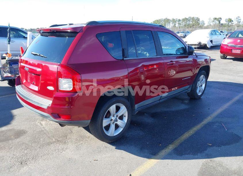 Photo 4 of 2011 Jeep Compass (VIN 1J4NT1FA2BD176721)