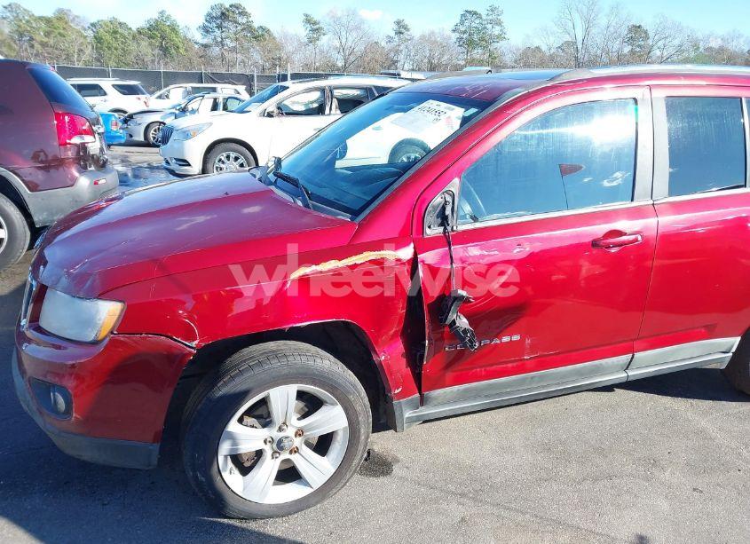 Photo 6 of 2011 Jeep Compass (VIN 1J4NT1FA2BD176721)