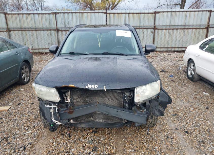 Photo 12 of 2011 Jeep Compass (VIN 1J4NT1FB2BD205188)