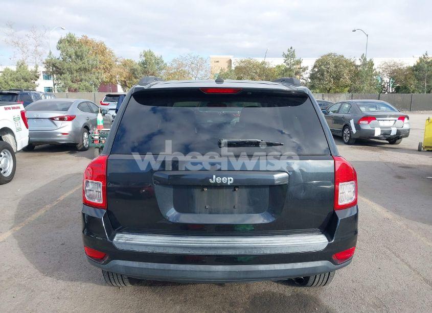 Photo 16 of 2011 Jeep Compass (VIN 1J4NT1FB3BD190393)