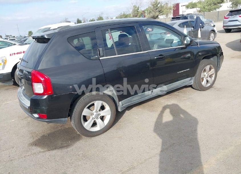 Photo 4 of 2011 Jeep Compass (VIN 1J4NT1FB3BD190393)