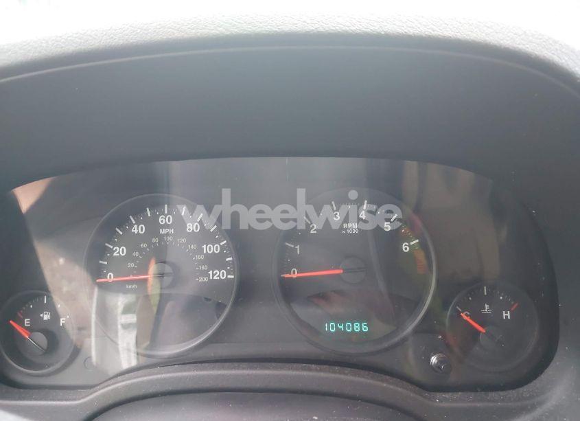 Photo 7 of 2011 Jeep Compass (VIN 1J4NT1FB4BD245580)