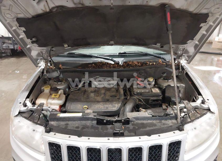 Photo 10 of 2011 Jeep Compass (VIN 1J4NT1FB4BD260693)