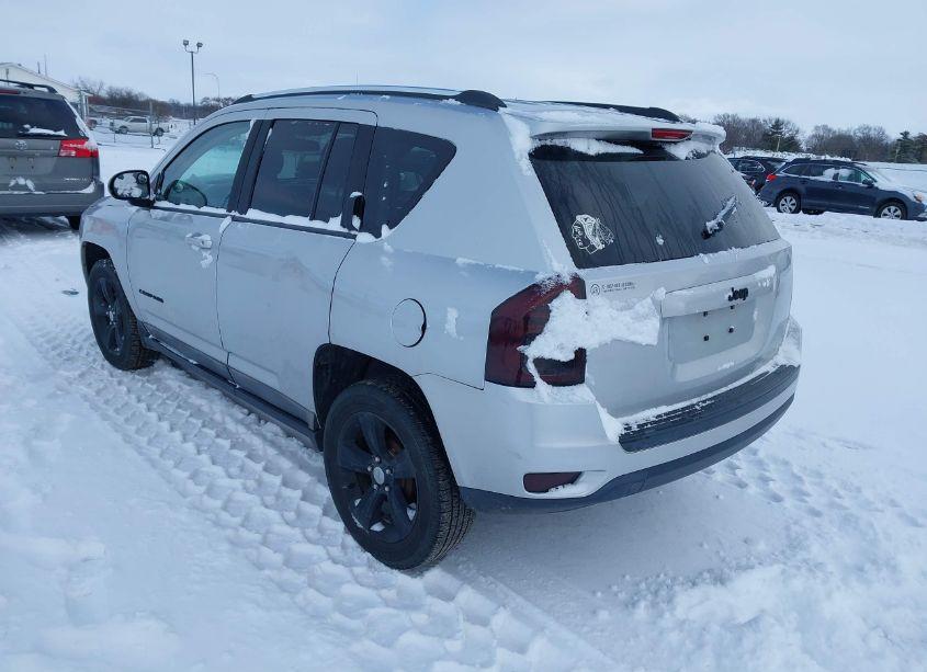 Photo 3 of 2011 Jeep Compass (VIN 1J4NT1FB5BD142457)
