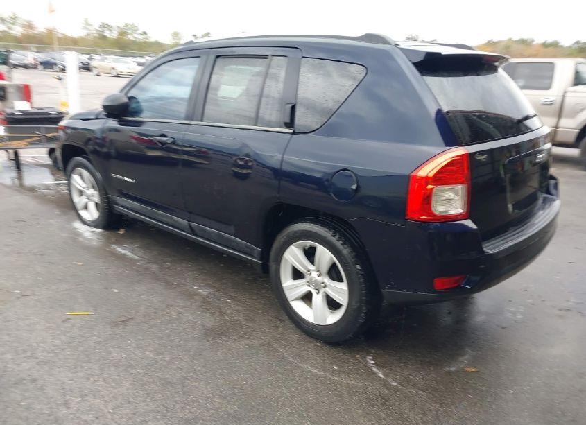 Photo 3 of 2011 Jeep Compass (VIN 1J4NT1FB5BD159565)