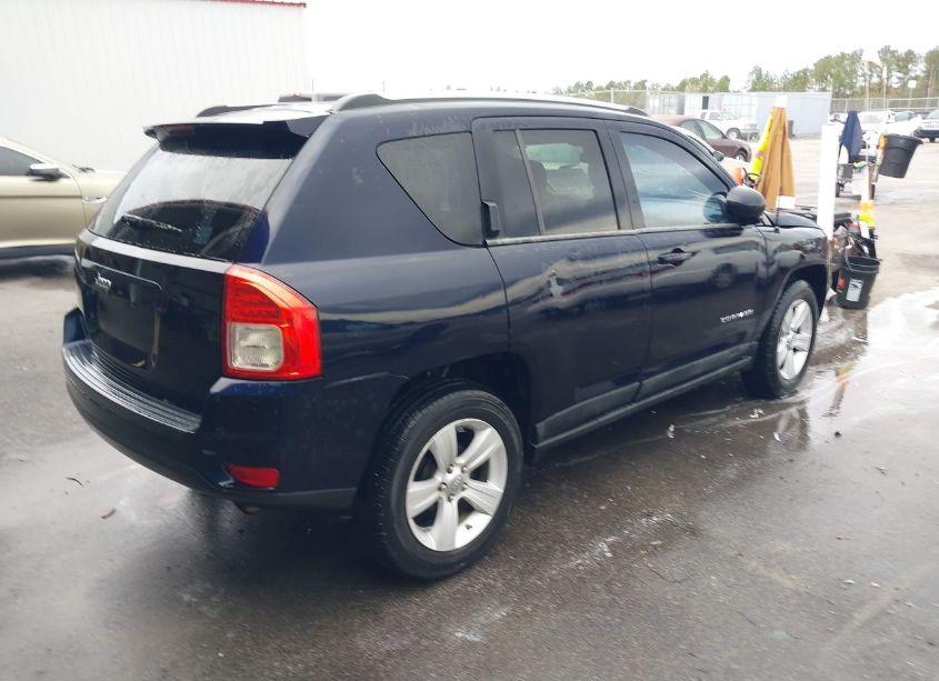 Photo 4 of 2011 Jeep Compass (VIN 1J4NT1FB5BD159565)