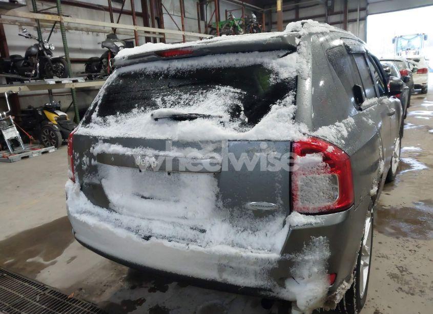 Photo 16 of 2011 Jeep Compass (VIN 1J4NT1FB5BD190346)