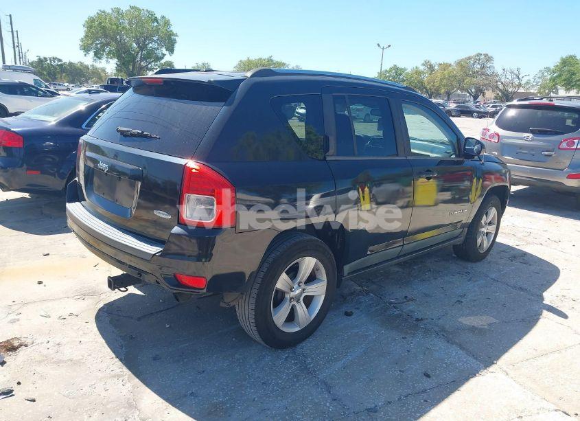 Photo 4 of 2011 Jeep Compass (VIN 1J4NT1FB6BD195524)