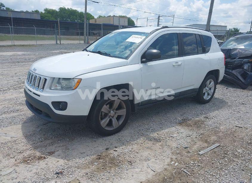 Photo 2 of 2011 Jeep Compass (VIN 1J4NT1FB6BD253308)