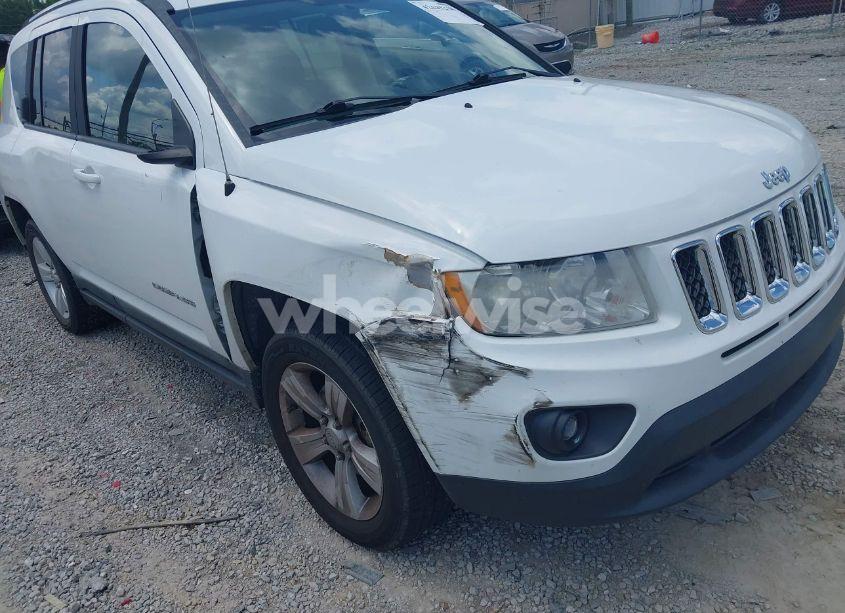 Photo 6 of 2011 Jeep Compass (VIN 1J4NT1FB6BD253308)
