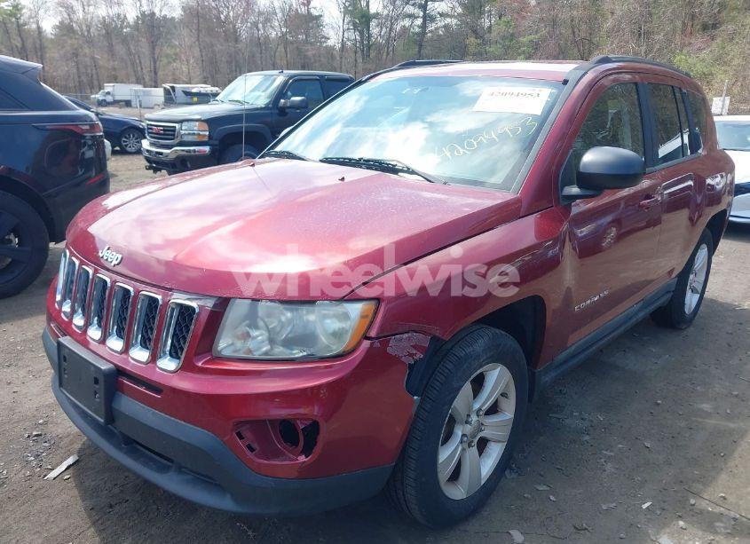 Photo 2 of 2011 Jeep Compass (VIN 1J4NT1FB8BD170401)