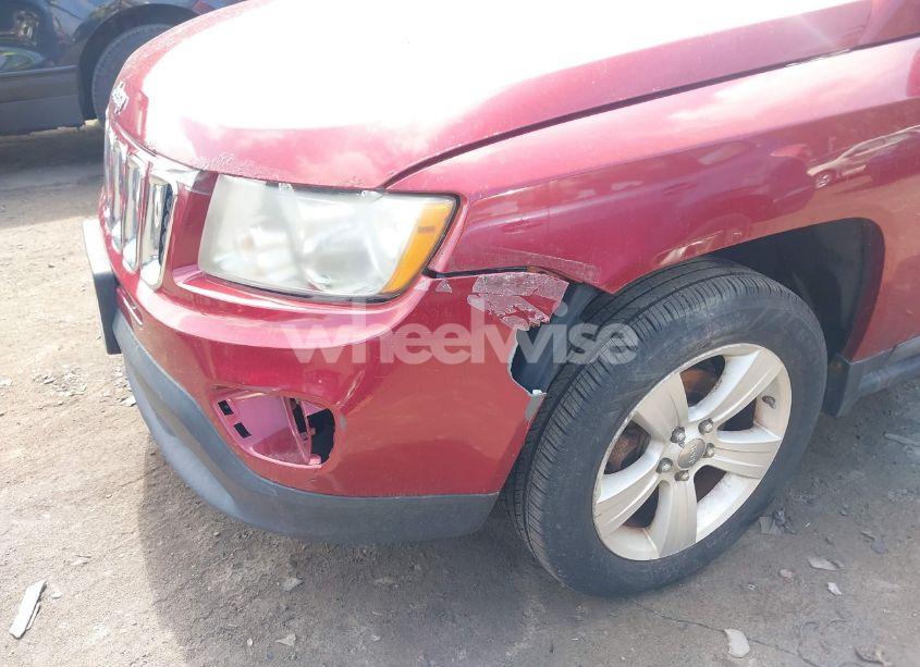 Photo 6 of 2011 Jeep Compass (VIN 1J4NT1FB8BD170401)