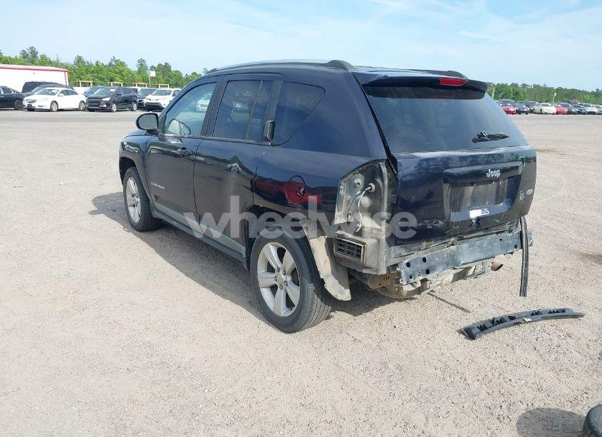 Photo 3 of 2011 Jeep Compass (VIN 1J4NT1FBXBD151512)