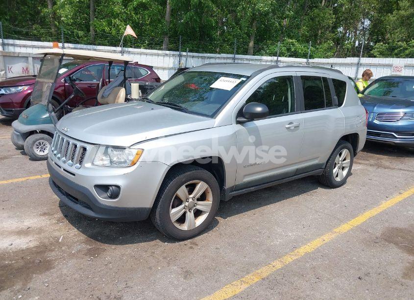 Photo 2 of 2011 Jeep Compass (VIN 1J4NT1FBXBD290734)