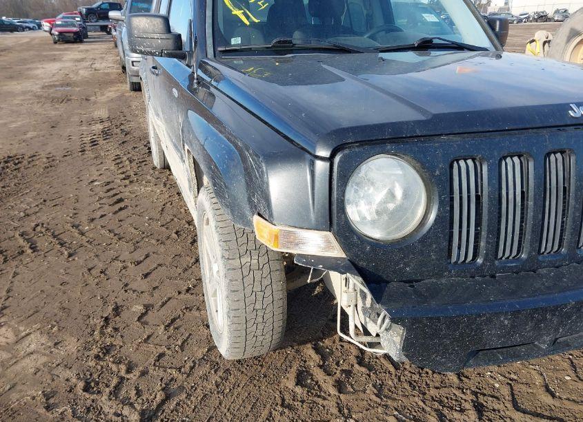Photo 6 of 2010 Jeep Patriot SPORT (VIN 1J4NT1GA0AD621468)