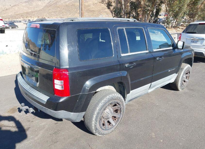 Photo 4 of 2011 Jeep Patriot SPORT (VIN 1J4NT1GA0BD171208)