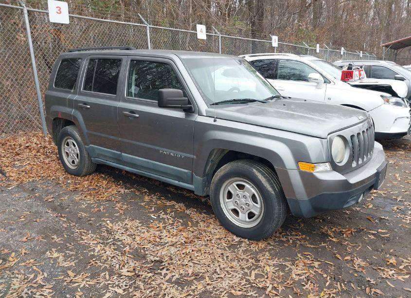 2011 Jeep Patriot SPORT (VIN 1J4NT1GA2BD236771) main photo