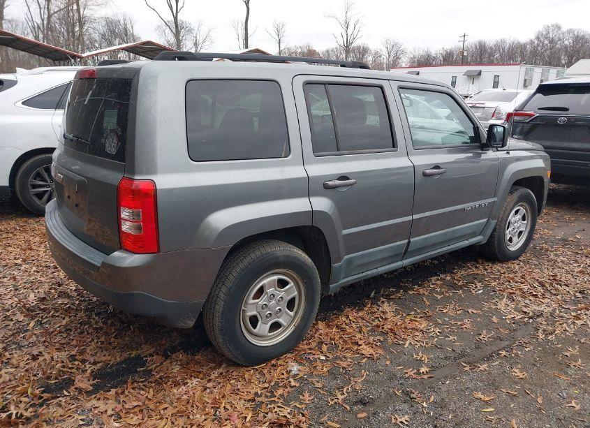 Photo 4 of 2011 Jeep Patriot SPORT (VIN 1J4NT1GA2BD236771)