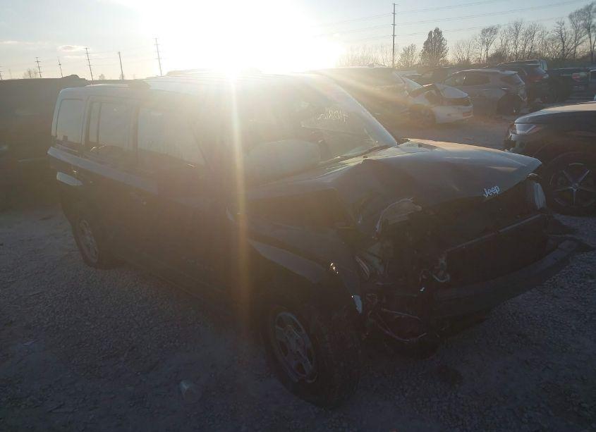 2011 Jeep Patriot SPORT (VIN 1J4NT1GA3BD105395) main photo