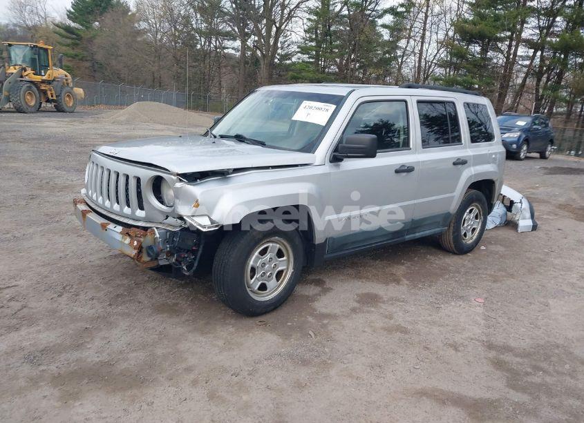 Photo 2 of 2011 Jeep Patriot SPORT (VIN 1J4NT1GA3BD165919)