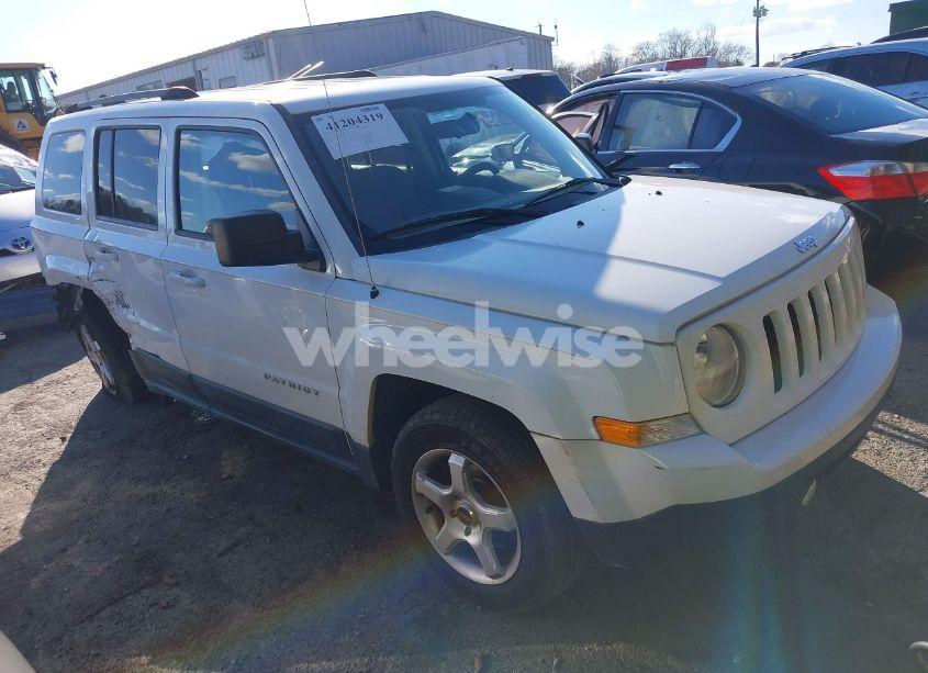 2011 Jeep Patriot SPORT (VIN 1J4NT1GA3BD195082) main photo