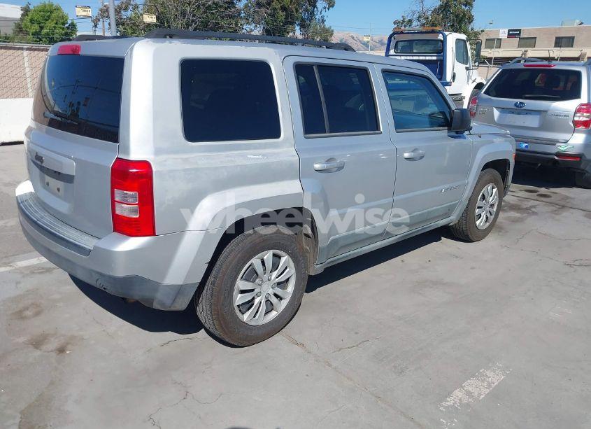 Photo 4 of 2011 Jeep Patriot SPORT (VIN 1J4NT1GA3BD270931)