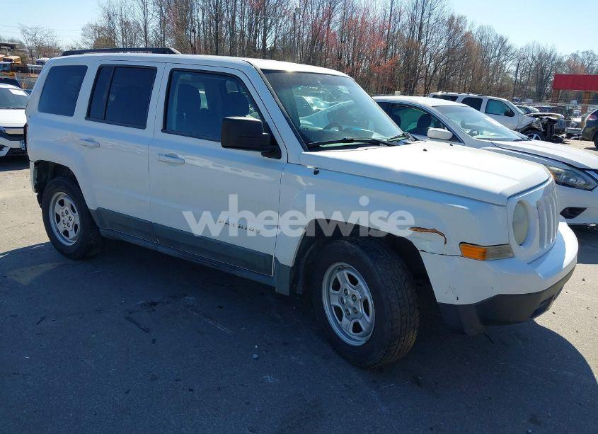 2011 Jeep Patriot SPORT (VIN 1J4NT1GA4BD271442) main photo