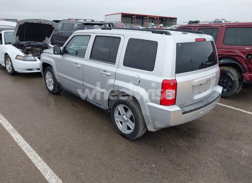Photo 3 of 2010 Jeep Patriot SPORT (VIN 1J4NT1GA6AD676894)