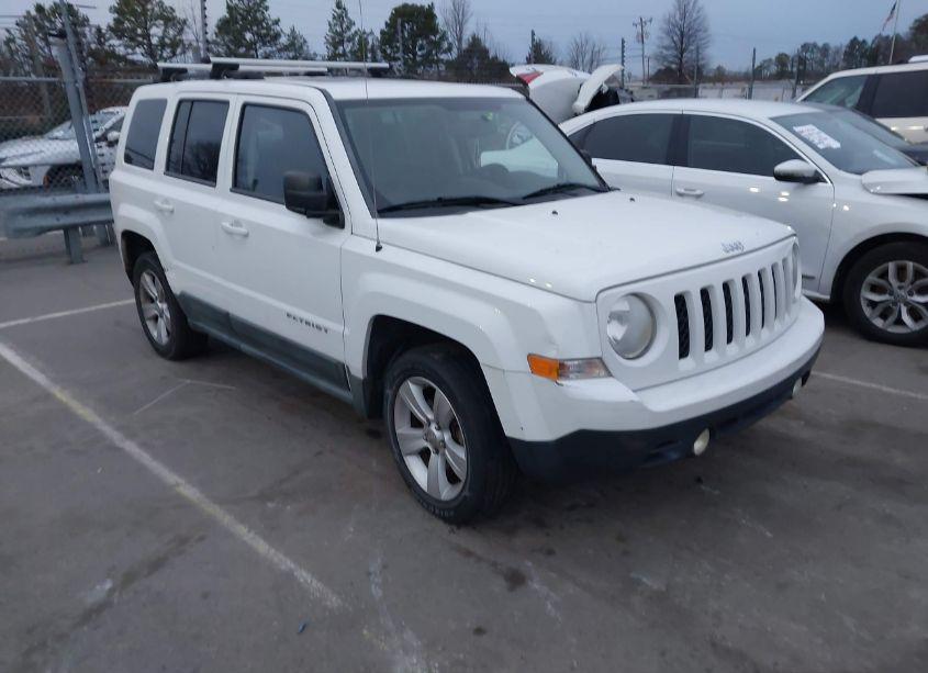 2011 Jeep Patriot (VIN 1J4NT1GA7BD142949) main photo